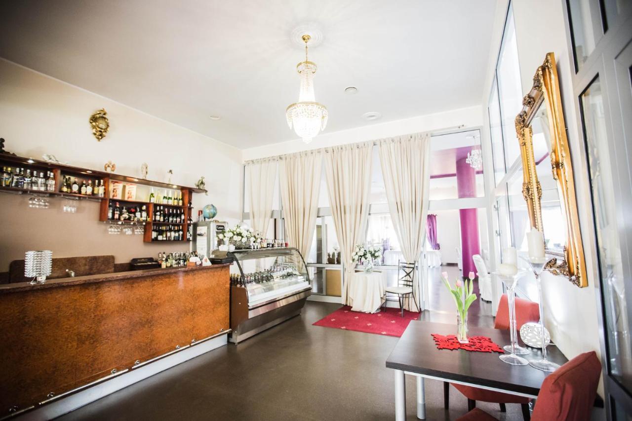 Orion Hotel Parczew 외부 사진